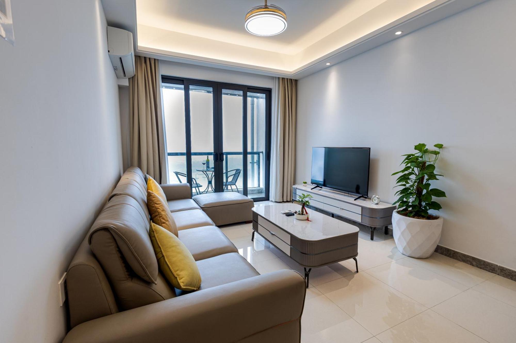 Apartment R&f Princess Cove Seine Region By Fuju With Seaview At Jb Centre#adjacent To Singapore#5 Mins Walk To Clq#self Check-in#free Parking
