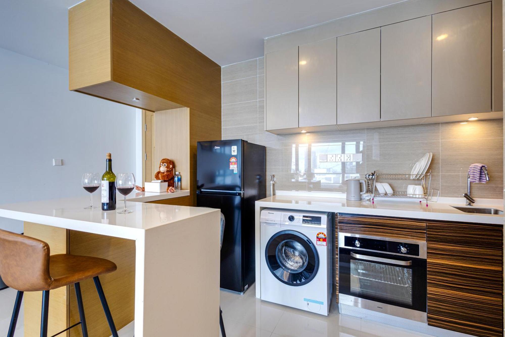 Apartment R&f Princess Cove Seine Region By Fuju With Seaview At Jb Centre#adjacent To Singapore#5 Mins Walk To Clq#self Check-in#free Parking