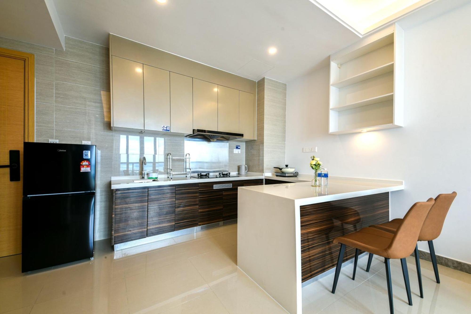 Apartment R&f Princess Cove Seine Region By Fuju With Seaview At Jb Centre#adjacent To Singapore#5 Mins Walk To Clq#self Check-in#free Parking *