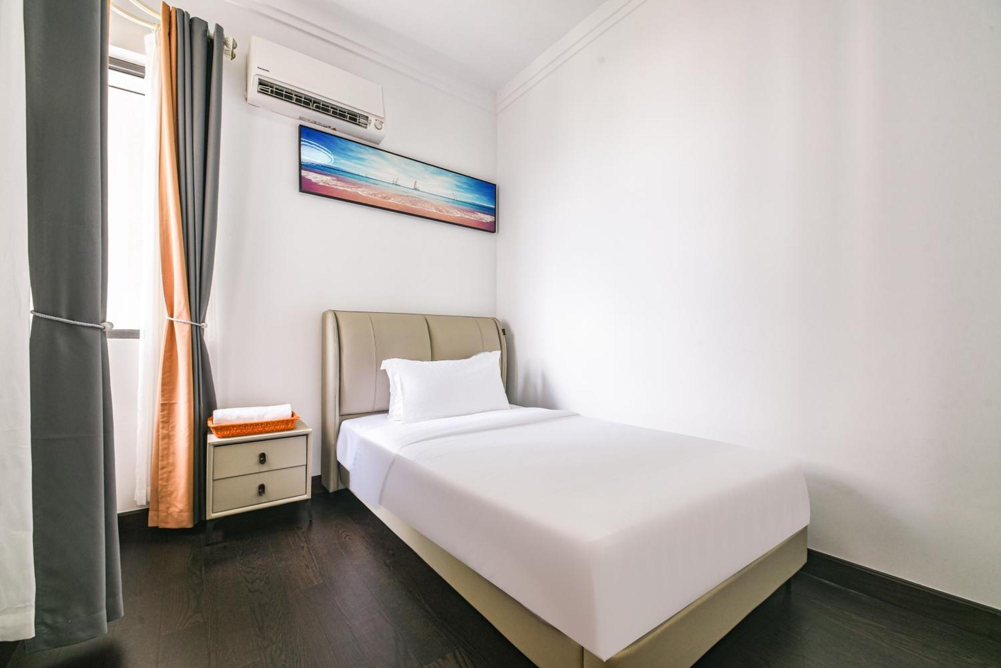 Apartment R&f Princess Cove Seine Region By Fuju With Seaview At Jb Centre#adjacent To Singapore#5 Mins Walk To Clq#self Check-in#free Parking Johor Bahru