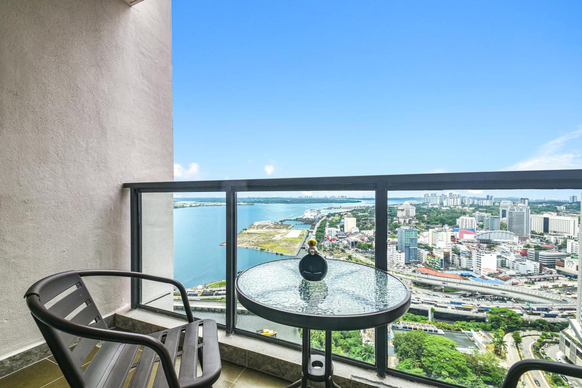R&f Princess Cove Seine Region By Fuju With Seaview At Jb Centre#adjacent To Singapore#5 Mins Walk To Clq#self Check-in#free Parking * Johor Bahru